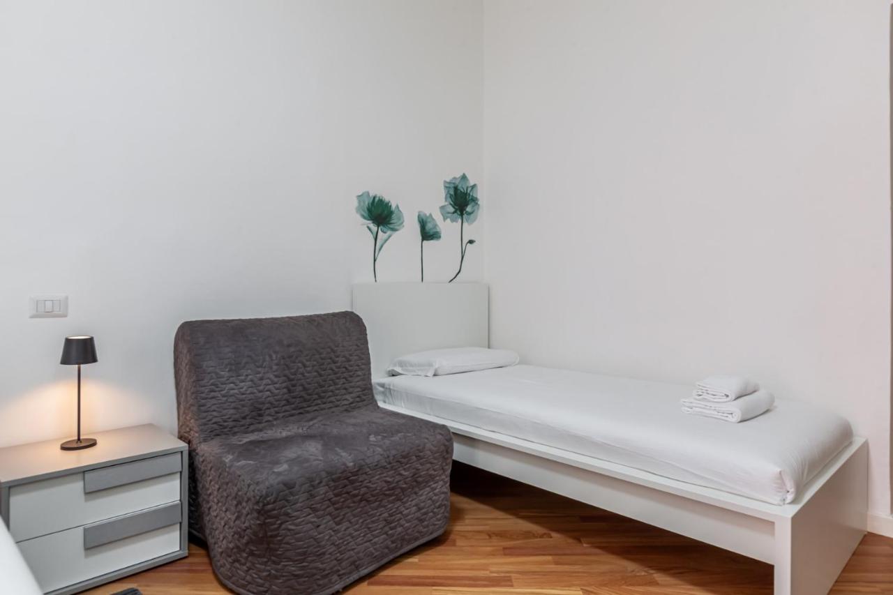 Easylife - Oasi Urbana In Zona Bocconi Lägenhet Milano Exteriör bild