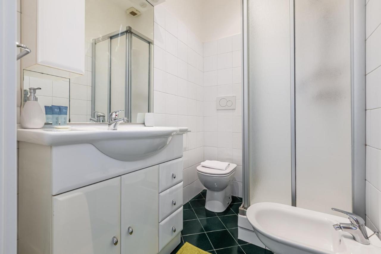Easylife - Oasi Urbana In Zona Bocconi Lägenhet Milano Exteriör bild